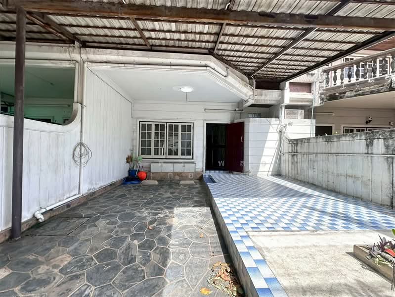 ราชาวิลล่า ลาดพร้าว 67/2 (Racha Villa Ladprao 67/2), Bangkok, ถนนลาดพร้าว, Saphan Song, Wang Thonglang, Bangkok, 3 Bedrooms, 140 sqm, Townhouse For Sale, by คุณ ปารดา พลอยแดง (ก้อย), 500411873 - DDproperty.com