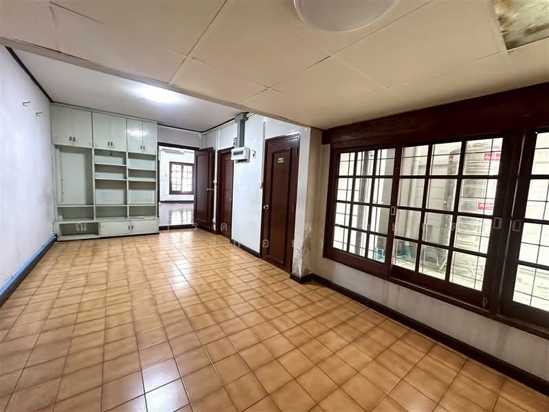 ราชาวิลล่า ลาดพร้าว 67/2 (Racha Villa Ladprao 67/2), Bangkok, ถนนลาดพร้าว, Saphan Song, Wang Thonglang, Bangkok, 3 Bedrooms, 140 sqm, Townhouse For Sale, by คุณ ปารดา พลอยแดง (ก้อย), 500411873 - DDproperty.com