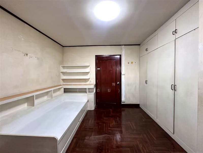 ราชาวิลล่า ลาดพร้าว 67/2 (Racha Villa Ladprao 67/2), กรุงเทพ, ถนนลาดพร้าว, สะพานสอง, วังทองหลาง, กรุงเทพ, 140 ตร.ม., ทาวน์เฮ้าส์ ขาย, โดย คุณ ปารดา พลอยแดง (ก้อย), 500411873 - DDproperty.com