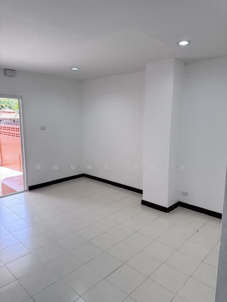 หมู่บ้านลัลลี่วิลล์ บางพลี 99/278, สมุทรปราการ, บางแก้ว, บางพลี, สมุทรปราการ, 75 ตร.ม., ทาวน์เฮ้าส์ ให้เช่า, โดย พัฒนพล สุดโต, 500411885 - DDproperty.com