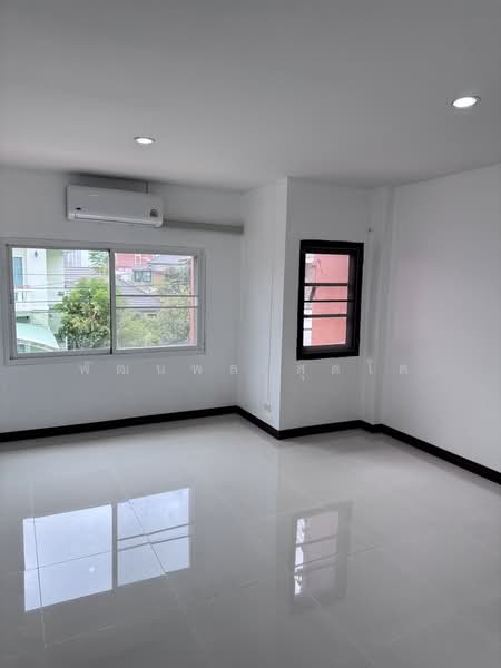 หมู่บ้านลัลลี่วิลล์ บางพลี 99/278, สมุทรปราการ, บางแก้ว, บางพลี, สมุทรปราการ, 75 ตร.ม., ทาวน์เฮ้าส์ ให้เช่า, โดย พัฒนพล สุดโต, 500411885 - DDproperty.com