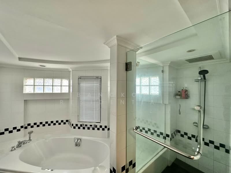 Kallista Mansion, Bangkok, 64 Soi Sukhumvit 11, Khlongtoei Nua, Watthana, Bangkok, 4 Bedrooms, 315 sqm, Condo For Sale, by Bangkok Residential, 500411886 - DDproperty.com