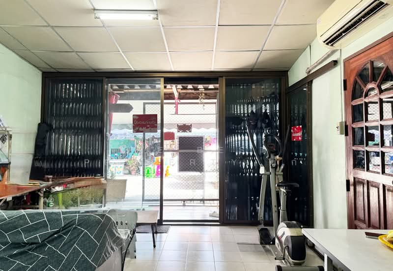 หมู่บ้านศุภฤกษ์ ชลบุรี, Chon Buri (Pattaya), Ban Chang, Phanat Nikhom, Chon Buri (Pattaya), 3 Bedrooms, 100 sqm, Townhouse For Sale, by The Best Property นก, 500411895 - DDproperty.com