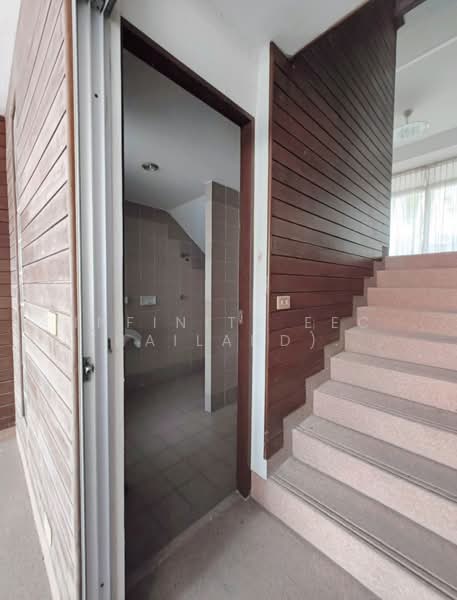 Rama Harbour View : รามาฮาร์เบอร์วิวคอนโดมิเนียม, ชลบุรี, 25 ซอย หมู่บ้านโฮมทาวน์ เฟส 2 ซอย 4, สุรศักดิ์, ศรีราชา, ชลบุรี, 371 ตร.ม., คอนโด ขาย, โดย Infinity EEC (Thailand) Co., Ltd., 500411899 - DDproperty.com