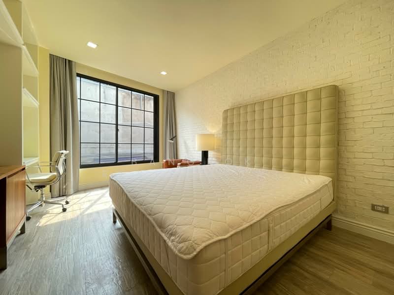 Penthouse Condominium 2, Bangkok, Phra Kanong Nua, Watthana, Bangkok, 3 Bedrooms, 230 sqm, Condo For Sale, by Bangkok Residential, 500411904 - DDproperty.com