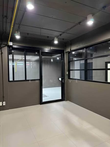 Home Office for Rent Rama 9 Loft Style (SPSEVE2080), Bangkok, พระราม 9 ซอย 19, Bang Kapi, Huai Khwang, Bangkok, 5 Bedrooms, 350 sqm, Townhouse For Rent, by Khun Eve, 500411907 - DDproperty.com