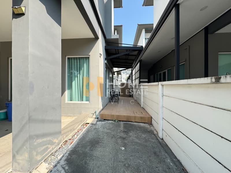 Baan Klang Muang Suanluang, Bangkok, On Nut Road, Dok Mai, Prawet, Bangkok, 4 Bedrooms, 222 sqm, Townhouse For Sale, by HOME Real Estate Service, 500411935 - DDproperty.com