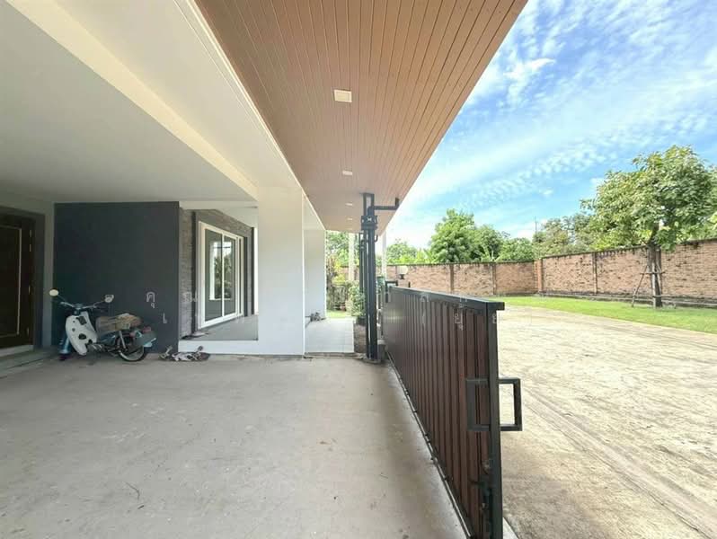 Golden Village Onnut-Pattanakan, Bangkok, Soi On Nut 65 Yak14, Prawet, Bangkok, 4 Bedrooms, 220 sqm, Single Detached House For Sale, by คุณ ภิญญาลักษณ์ เทพบุตร (ยุ้ย), 500411940 - DDproperty.com
