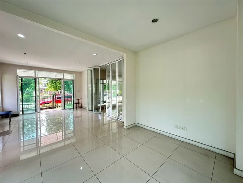 Passorn Prestige Pinklao-Phetkasem : ภัสสร เพรสทีจ ปิ่นเกล้า-เพชรเกษม, นครปฐม, ถนนพุทธมณฑลสาย 4, กระทุ่มล้ม, สามพราน, นครปฐม, 300 ตร.ม., บ้านเดี่ยว ขาย, โดย คุณ ณิชารดา ทับทิม (เคท), 500412010 - DDproperty.com