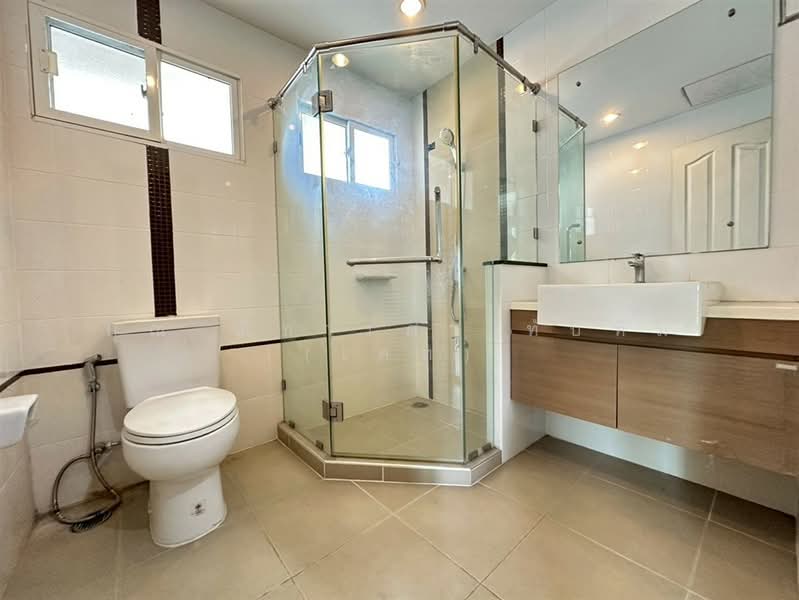 Passorn Prestige Pinklao-Phetkasem : ภัสสร เพรสทีจ ปิ่นเกล้า-เพชรเกษม, นครปฐม, ถนนพุทธมณฑลสาย 4, กระทุ่มล้ม, สามพราน, นครปฐม, 300 ตร.ม., บ้านเดี่ยว ขาย, โดย คุณ ณิชารดา ทับทิม (เคท), 500412010 - DDproperty.com
