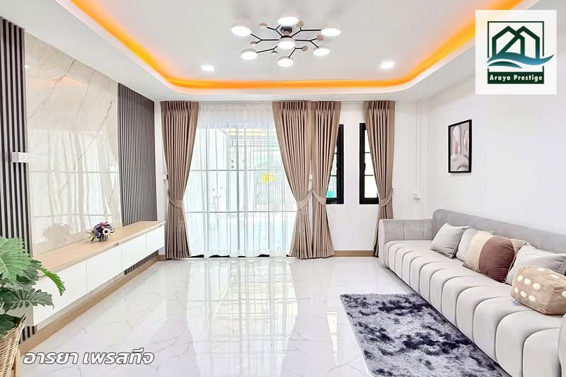 ปรีชา รามคำแหง186, กรุงเทพ, มีนบุรี, กรุงเทพ, 86 ตร.ม., ทาวน์เฮ้าส์ ขาย, โดย วิสุทธินี เฉลิมสินสุวรรณ, 500412030 - DDproperty.com