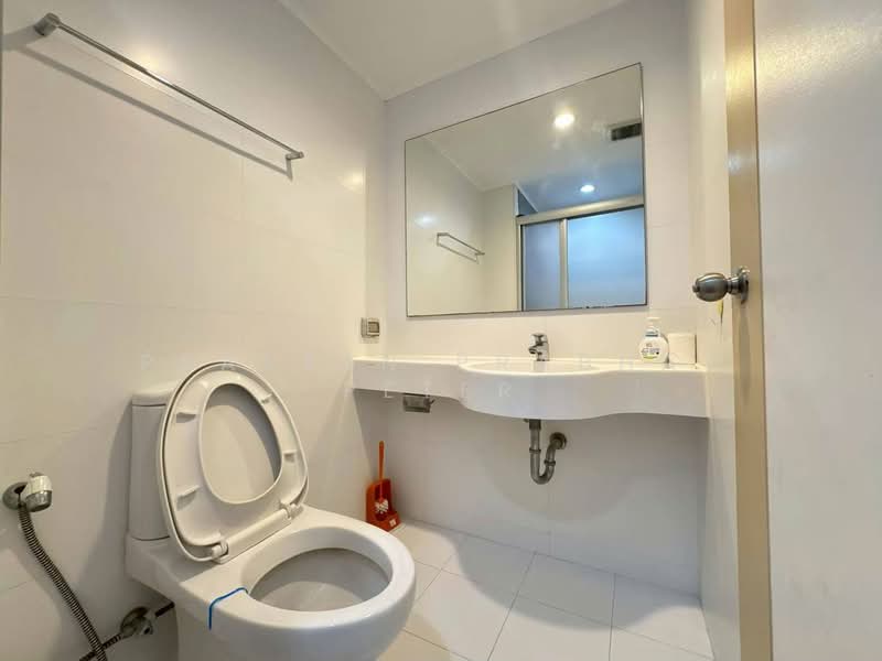 Lumpini Park Beach Jomtien, Chon Buri (Pattaya), Jomtiensaineung Rd, Na Kloe, Bang Lamung (Pattaya), Chon Buri (Pattaya), 2 Bedrooms, 57 sqm, Condo For Rent, by Praveen Peter, 500412048 - DDproperty.com