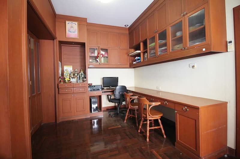 ปริญญดา แจ่มจันทร์ นวมินทร์ 111, Bangkok, ถนนประเสริฐมนูกิจ, Nawamin, Bueng Kum, Bangkok, 3 Bedrooms, 260 sqm, Single Detached House For Sale, by คุณบี, 500412051 - DDproperty.com