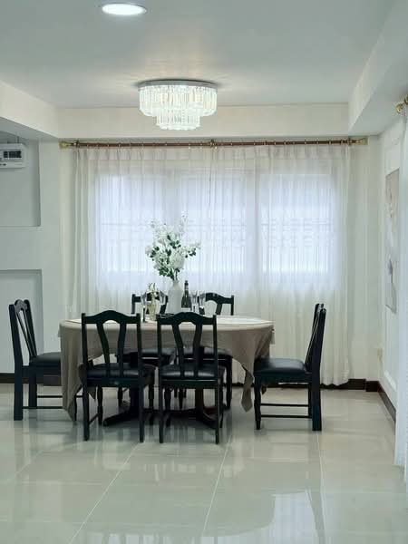 Regent 71 Place, Bangkok, Phra Kanong Nua, Watthana, Bangkok, 6 Bedrooms, 280 sqm, Townhouse For Rent, by ณภัทร พรสิริเมธากุล, 500412058 - DDproperty.com