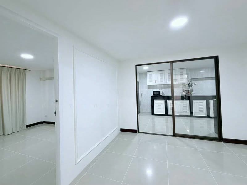 Regent 71 Place : รีเจนท์ 71 เพลส, กรุงเทพ, พระโขนงเหนือ, วัฒนา, กรุงเทพ, 280 ตร.ม., ทาวน์เฮ้าส์ ให้เช่า, โดย ณภัทร พรสิริเมธากุล, 500412058 - DDproperty.com
