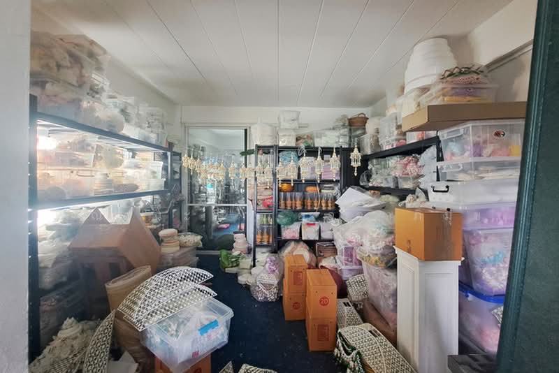 อาคารพาณิชย์ 2ห้อง ถ.บางกรวย - จงถนอม ต.วัดชลอ อ.บางกรวย จ.นนทบุรี 11130, Nonthaburi, Wat Chalo, Bang Kruai, Nonthaburi, , 536 sqm, Shophouse For Sale, by คุณชนะศึก อุจจาภิมุข, 500412061 - DDproperty.com