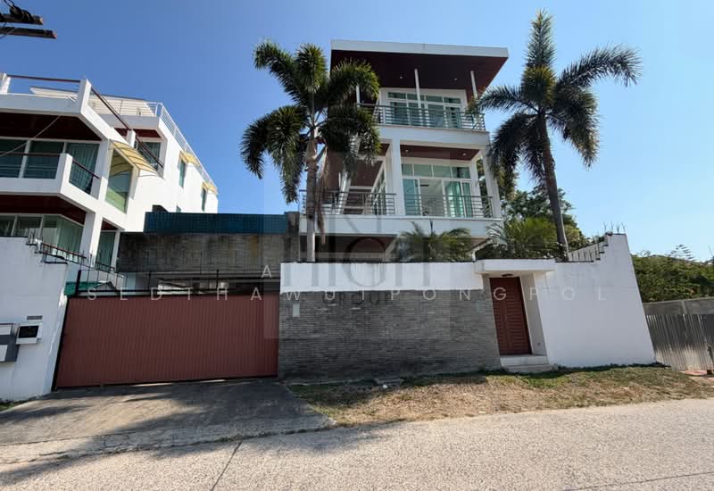 Pool Villa in Rawai, Phuket, Rawai, Muang Phuket, Phuket, 3 Bedrooms, 372 sqm, Villa For Sale, by Aliyah Sedthawutpongpol, 500412077 - DDproperty.com