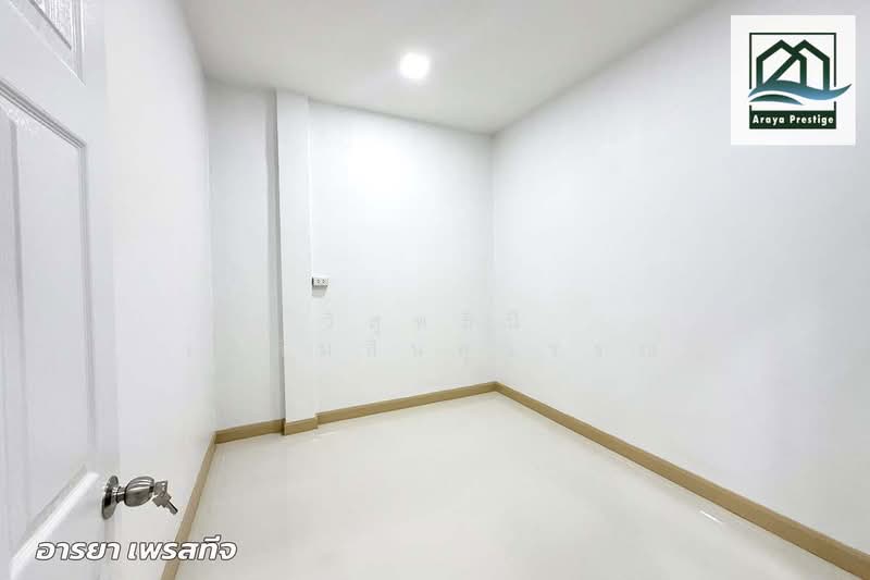 Rungkit Grand Vista : รุ่งกิจ แกรนด์ วิสต้า, กรุงเทพ, ถนนหทัยราษฏร์, มีนบุรี, มีนบุรี, กรุงเทพ, 85 ตร.ม., ทาวน์เฮ้าส์ ขาย, โดย วิสุทธินี เฉลิมสินสุวรรณ, 500412094 - DDproperty.com