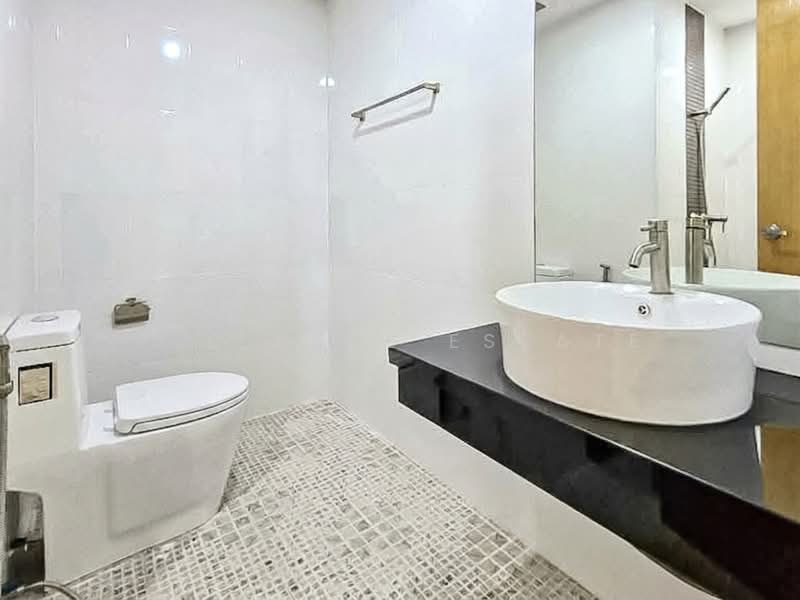 Luxury 2Storey Townhome for Sale Chaiyapruek Jomtien, Chon Buri (Pattaya), Bang Lamung, Bang Lamung (Pattaya), Chon Buri (Pattaya), 2 Bedrooms, 125 sqm, Townhouse For Sale, by PLC Real Estate, 500412105 - DDproperty.com