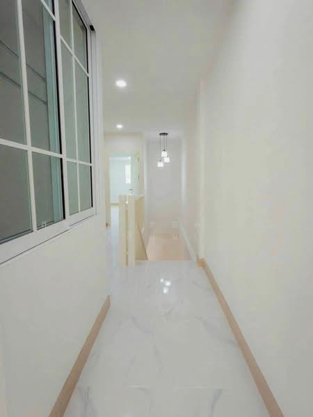 Piyawararom Village Phase 3, Nonthaburi, Baan Kluay-Sai Noi Road, Sai Noi, Nonthaburi, 3 Bedrooms, 64 sqm, Townhouse For Sale, by สรภพ ยอดไชย (สีฝุ่น), 500412163 - DDproperty.com