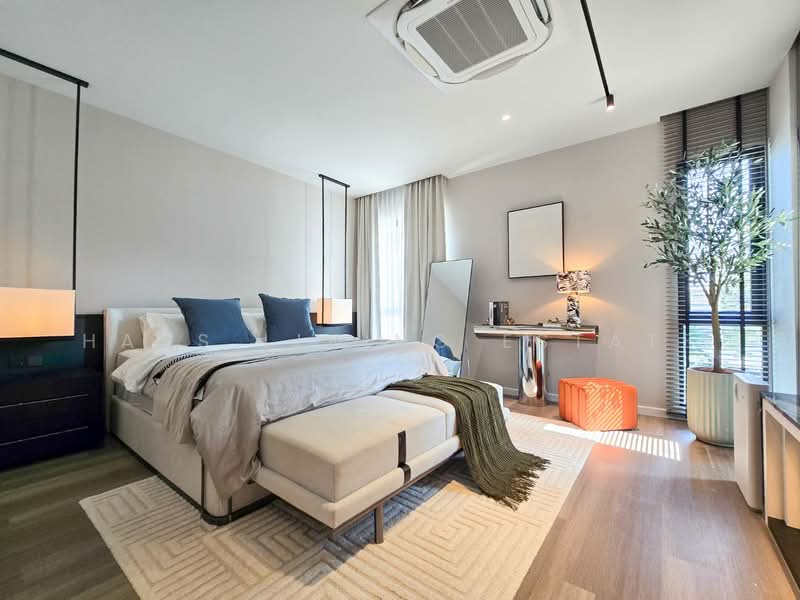 Baan Klang Mueng The Edition Pinklao-Borom 2, Bangkok, Suan Phak Road, Taling Chan, Bangkok, 4 Bedrooms, 230 sqm, Semi-Detached House (Twin House) For Sale, by Haus Living Estate, 500412171 - DDproperty.com