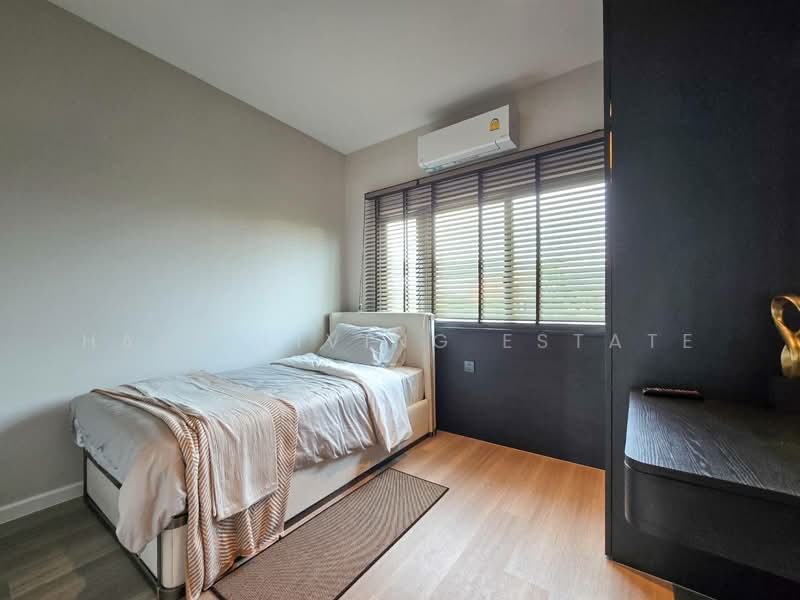 Baan Klang Mueng The Edition Pinklao-Borom 2, Bangkok, Suan Phak Road, Taling Chan, Bangkok, 4 Bedrooms, 230 sqm, Semi-Detached House (Twin House) For Sale, by Haus Living Estate, 500412171 - DDproperty.com