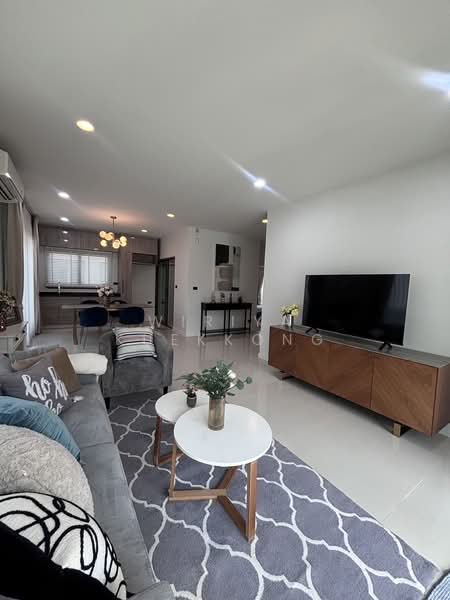 Burasiri Krungthep Kreetha, Bangkok, 95 Soi Pracha Ruam Chai, Hua Mak, Bang Kapi, Bangkok, 4 Bedrooms, 196 sqm, Single Detached House For Rent, by Wiriya Kuekkong, 500412182 - DDproperty.com