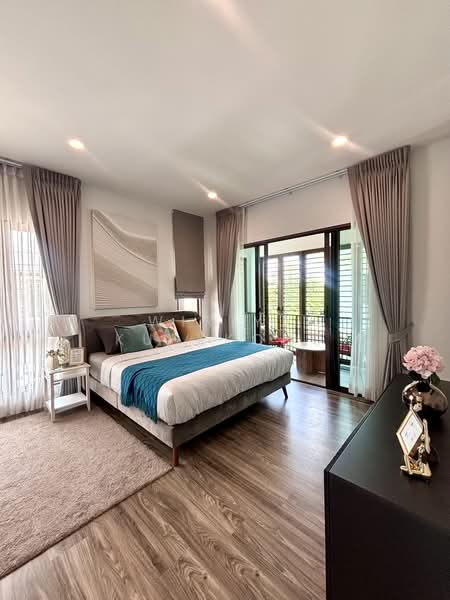 Burasiri Krungthep Kreetha, Bangkok, 95 Soi Pracha Ruam Chai, Hua Mak, Bang Kapi, Bangkok, 4 Bedrooms, 196 sqm, Single Detached House For Rent, by Wiriya Kuekkong, 500412182 - DDproperty.com