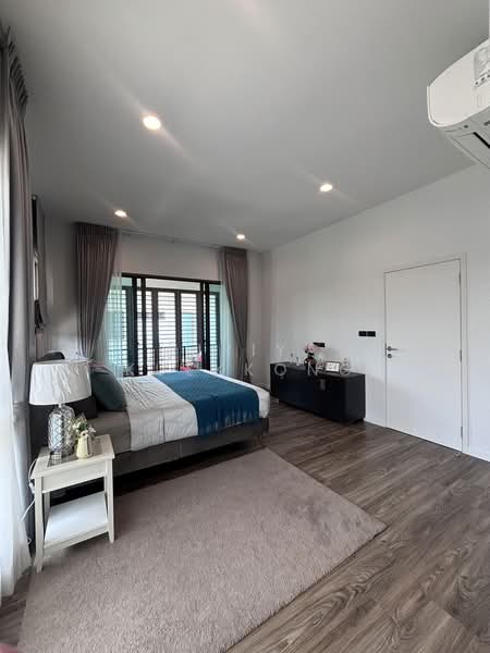 Burasiri Krungthep Kreetha, Bangkok, 95 Soi Pracha Ruam Chai, Hua Mak, Bang Kapi, Bangkok, 4 Bedrooms, 196 sqm, Single Detached House For Rent, by Wiriya Kuekkong, 500412182 - DDproperty.com