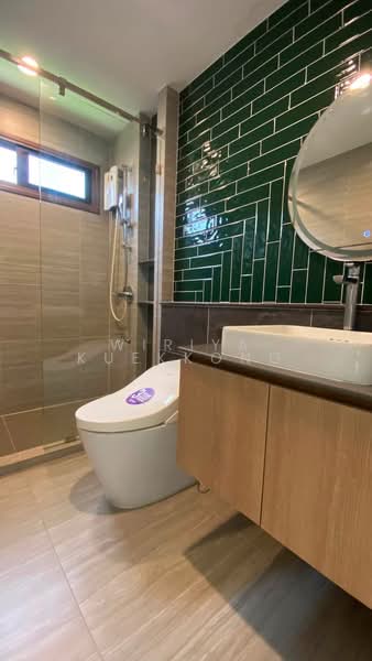 Burasiri Krungthep Kreetha, Bangkok, 95 Soi Pracha Ruam Chai, Hua Mak, Bang Kapi, Bangkok, 4 Bedrooms, 196 sqm, Single Detached House For Rent, by Wiriya Kuekkong, 500412182 - DDproperty.com