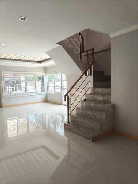 Ratchathani 10 Village, 3 storey Townhouse, corner unit 49 sq.wa, 3 Beds, 4 Baths, Bangkok, คู้บอน 27 แยก 10, Tha Rang, Bang Khen, Bangkok, 3 Bedrooms, 200 sqm, Townhouse For Sale, by Sirithong Saetang, 500412213 - DDproperty.com