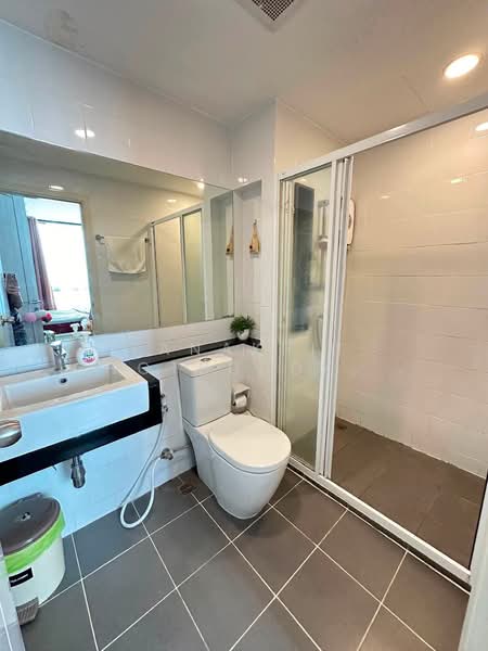 Notting Hill The Exclusive Charoen Krung, Bangkok, 77 Charoen Krung 93 Alley, Wat Prayakrai, Bang Kho Laem, Bangkok, 2 Bedrooms, 43 sqm, Condo For Rent, by Tanakrit Chotbuddkayan, 500412274 - DDproperty.com