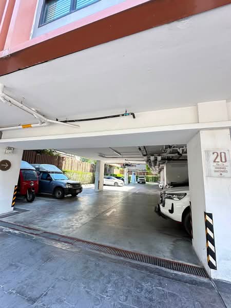 Notting Hill The Exclusive Charoen Krung, Bangkok, 77 Charoen Krung 93 Alley, Wat Prayakrai, Bang Kho Laem, Bangkok, 2 Bedrooms, 43 sqm, Condo For Sale, by Tanakrit Chotbuddkayan, 500412277 - DDproperty.com
