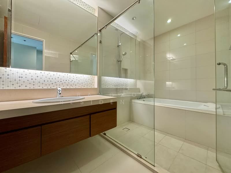 Bright Sukhumvit 24, Bangkok, Sukhumvit 24 Alley, Khong Tan, Khlong Toei, Bangkok, 3 Bedrooms, 175 sqm, Condo For Sale, by Bangkok Residential, 500412281 - DDproperty.com
