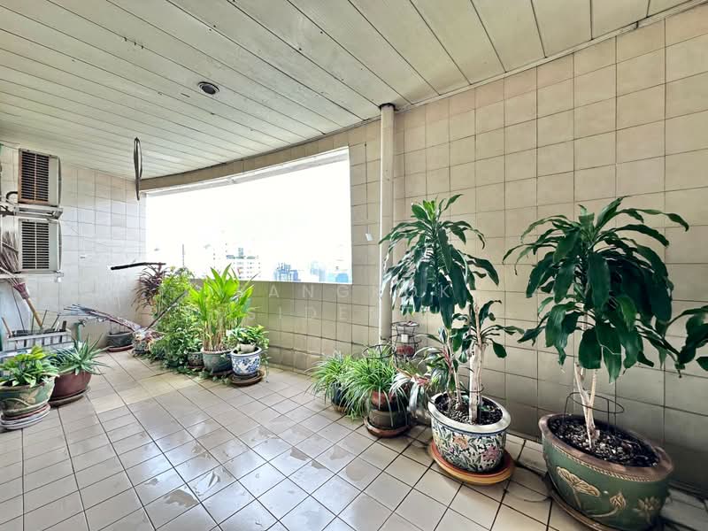 Fifty Fifth Tower, Bangkok, 84 Soi Sukhumvit 55, Sukhumvit Road, Khlong Tan Nua, Watthana, Bangkok, 4 Bedrooms, 383 sqm, Condo For Sale, by Bangkok Residential, 500412299 - DDproperty.com