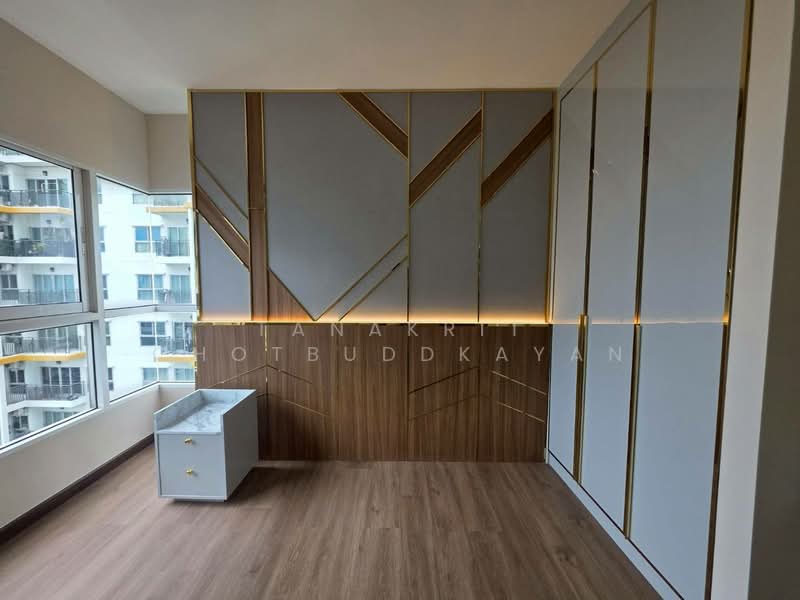 The Parkland Grand Taksin, Bangkok, 555/811 Taksin-Petkasem Road, Dao Khanong, Thon Buri, Bangkok, 2 Bedrooms, 58 sqm, Condo For Rent, by Tanakrit Chotbuddkayan, 500412307 - DDproperty.com