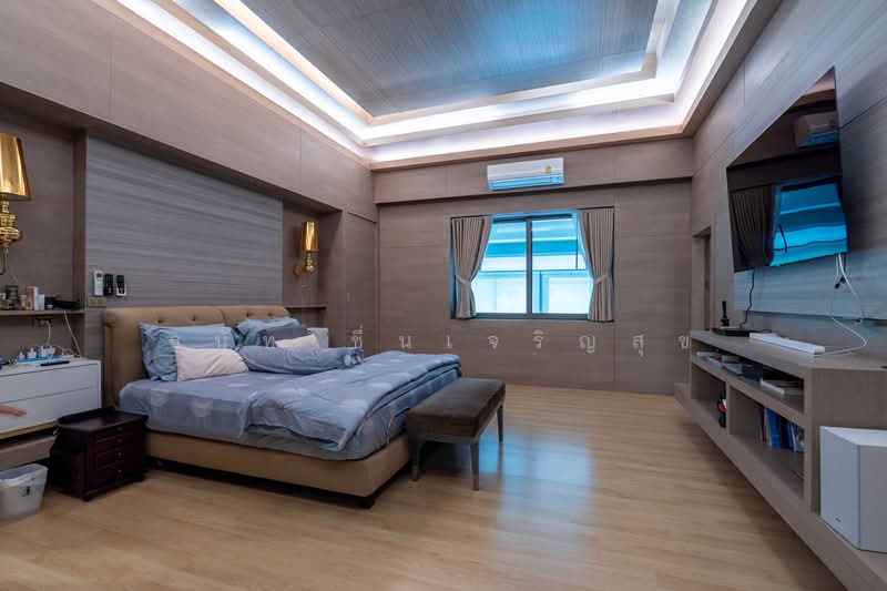 Navatanee Residence : หมู่บ้านนวธานี เรสซิเดนซ์, กรุงเทพ, ถนนนวธานี, รามอินทรา, คันนายาว, กรุงเทพ, 4,000 ตร.ม., บ้านเดี่ยว ขาย, โดย ธนัท ชื่นเจริญสุข, 500412317 - DDproperty.com