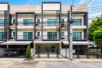 ขาย - Baan Klang Muang Sukhumvit 77 : บ้านกลางเมือง สุขุมวิท 77, กรุงเทพ