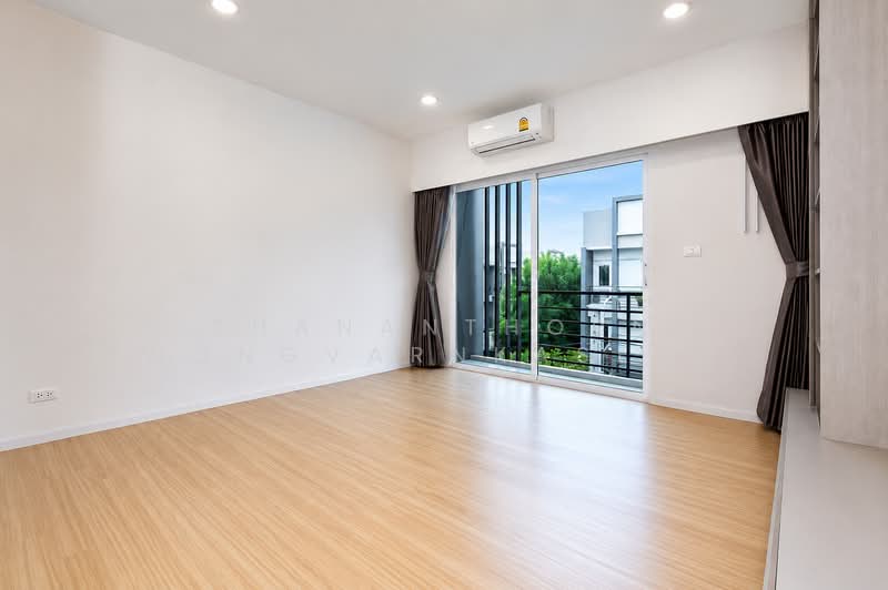 Baan Klang Muang Sukhumvit 77, Bangkok, Soi On Nut 17, Suan Luang, Bangkok, 3 Bedrooms, 178 sqm, Townhouse For Sale, by Thananthorn Wongvarnkaseam, 500412323 - DDproperty.com