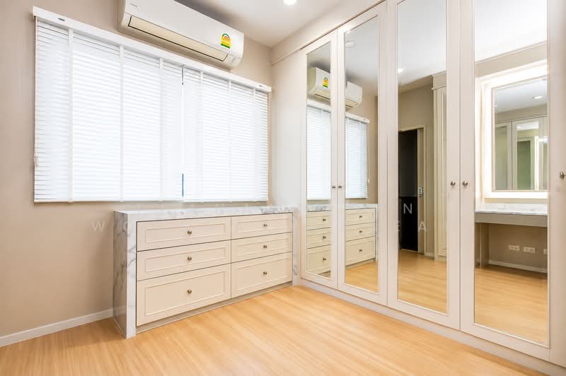 Baan Klang Muang Sukhumvit 77, Bangkok, Soi On Nut 17, Suan Luang, Bangkok, 3 Bedrooms, 178 sqm, Townhouse For Sale, by Thananthorn Wongvarnkaseam, 500412323 - DDproperty.com