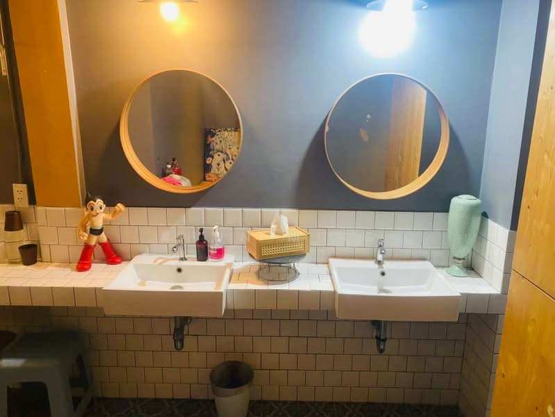 For Rent | 4-Storey Commercial Building near BTS Ratchathewi(SPSMG61), Bangkok, พญาไท, Thanon Phetchaburi, Ratchathewi, Bangkok, , 196 sqm, Shophouse For Rent, by Khun Ming, 500412333 - DDproperty.com