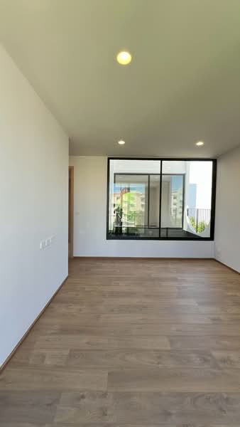 Noble Curve, Bangkok, Pradit Manutham Rd, Lat Phrao, Bangkok, 4 Bedrooms, 455 sqm, Townhouse For Sale, by อลงกต คำนวรพร, 500412338 - DDproperty.com