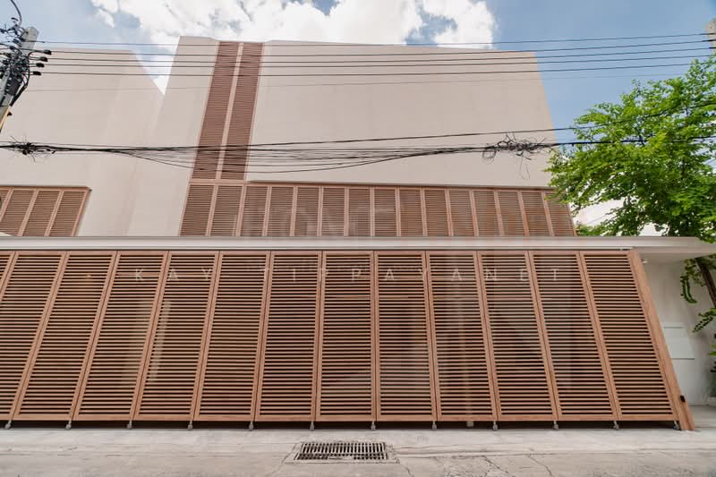 ELIVA Private Residences, Bangkok, Soi Nakniwat 37, Lat Phrao, Bangkok, 4 Bedrooms, 810 sqm, Single Detached House For Sale, by Kay Tippayanet, 500412378 - DDproperty.com