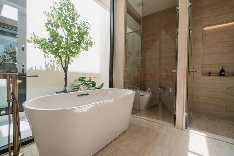 ELIVA Private Residences, Bangkok, Soi Nakniwat 37, Lat Phrao, Bangkok, 4 Bedrooms, 810 sqm, Single Detached House For Sale, by Kay Tippayanet, 500412378 - DDproperty.com