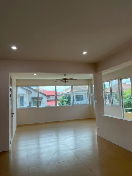 Chaiyaphruek Ramintra, Bangkok, Sukhaphiban 5 Road, Tha Rang, Bang Khen, Bangkok, 4 Bedrooms, 300 sqm, Single Detached House For Sale, by ที่ทางอสังหา 065-925-3163, 500412396 - DDproperty.com