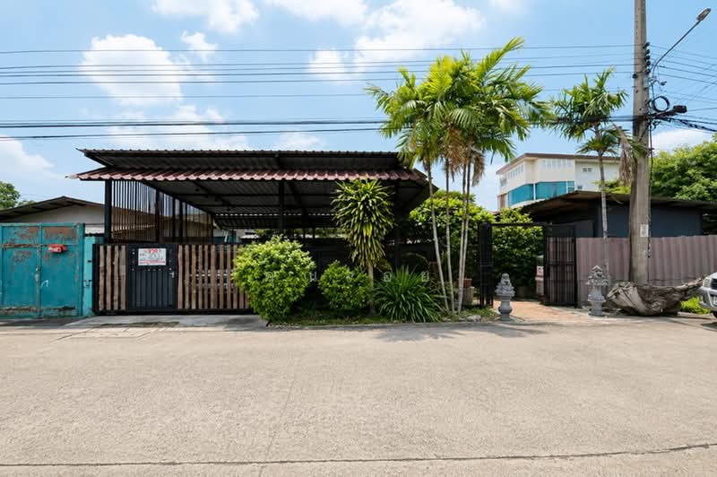 ขายที่ดิน พร้อมสิ่งปลูกสร้าง 100 ตร.ว. รามคำแหง 172 เหมาะสำหรับเปิดร้าน หรืออยู่อาศัย ใกล้รถไฟฟ้า, Bangkok, ถนนรามคำแหง, Min Buri, Bangkok, , 400 sqm, Land For Sale, by คุณจอย, 500412398 - DDproperty.com