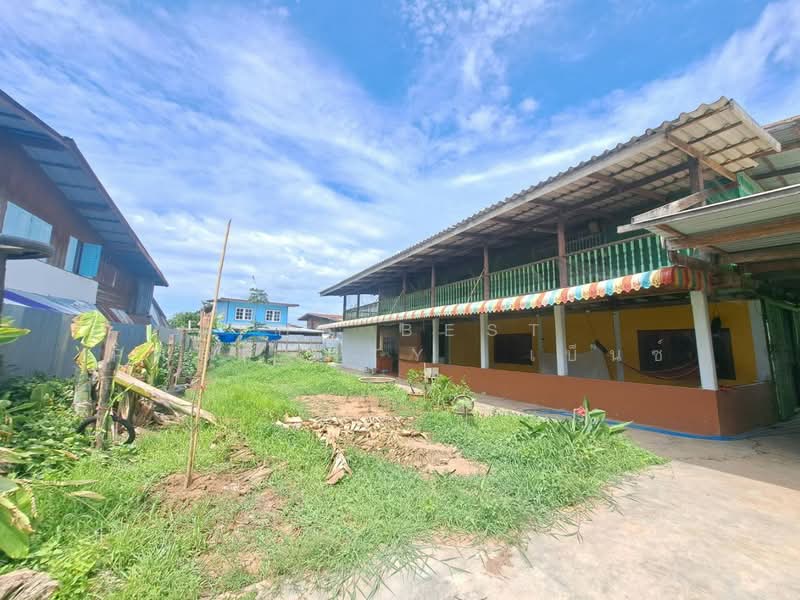บ้านเดี่ยวพร้อมที่ดินชุมแสง นครสวรรค์, Nakhon Sawan, Chum Saeng, Chumsaeng, Nakhon Sawan, 4 Bedrooms, 150 sqm, Single Detached House For Sale, by The Best Property เบ็นซ์, 500412400 - DDproperty.com