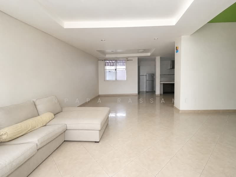 Noble Park Bangplee, Samut Prakan, Soi Noble Park Village, Bangphli Yai, Bang Plee, Samut Prakan, 2 Bedrooms, 115 sqm, Condo For Sale, by Punpapa Rassamee, 500412405 - DDproperty.com
