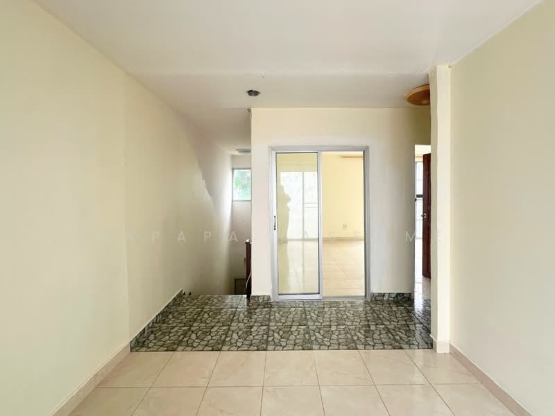 Noble Park Bangplee, Samut Prakan, Soi Noble Park Village, Bangphli Yai, Bang Plee, Samut Prakan, 2 Bedrooms, 115 sqm, Condo For Sale, by Punpapa Rassamee, 500412405 - DDproperty.com