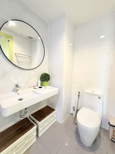 Rhythm Ratchada, Bangkok, 558 Ratchadaphisek Road, Samsen Nok, Huai Khwang, Bangkok, 1 Bedroom, 36 sqm, Condo For Sale, by Areeya Kingwichit, 500412449 - DDproperty.com